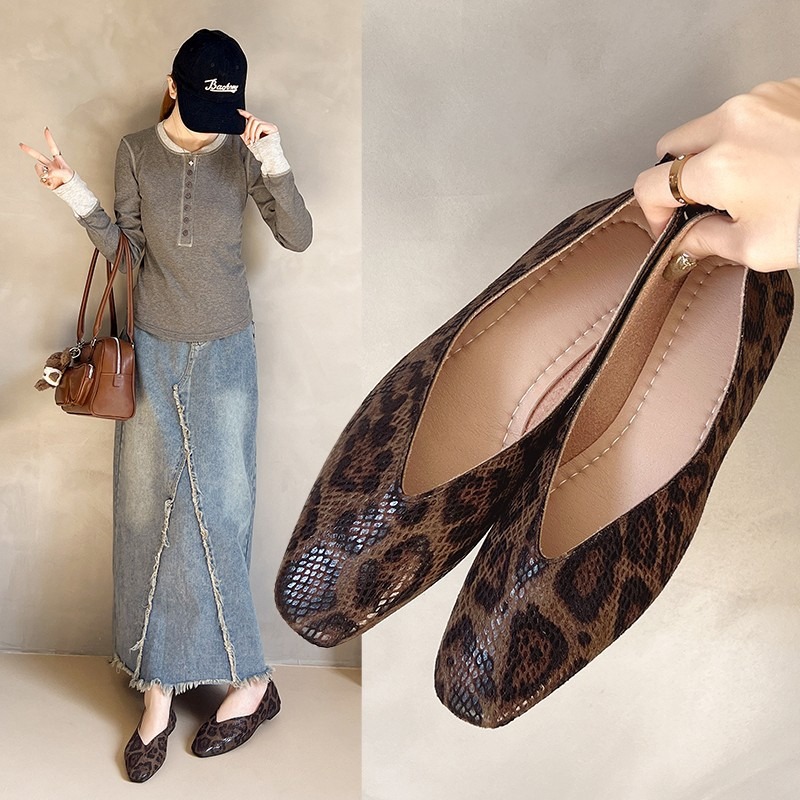 حذاء نسائي جديد بنمط جلد الثعب - مراجعة Leatherwork Free Patterns وسعره