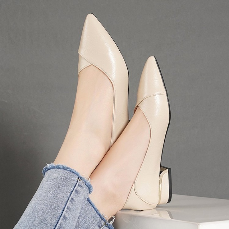 أحذية نسائية جلدية جديدة لربيع - مراجعة Leather Work Heels وسعره