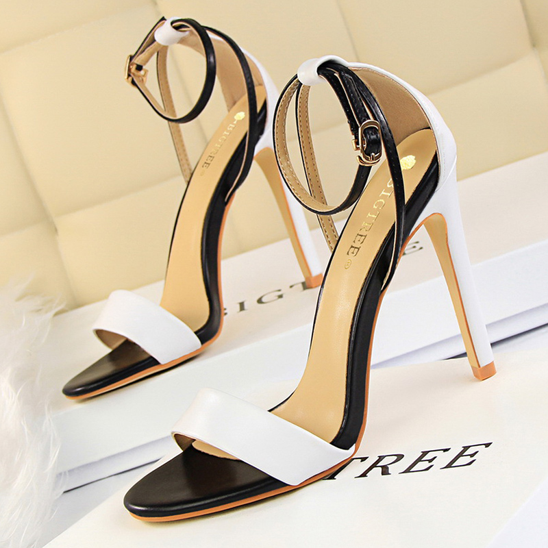 النساء أسود-أبيض موجزة الجلود  - مراجعة Leather Work Heels وسعره
