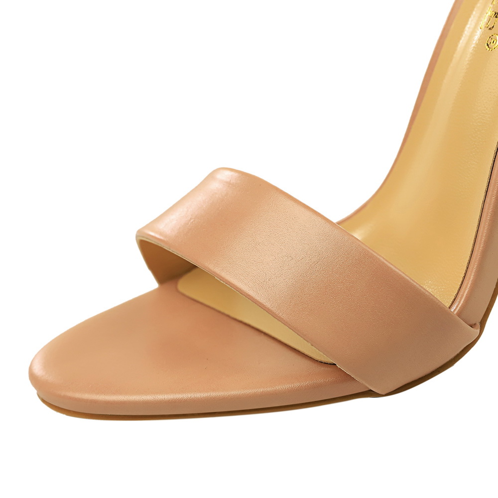 النساء أسود-أبيض موجزة الجلود  - مراجعة Leather Work Heels وسعره