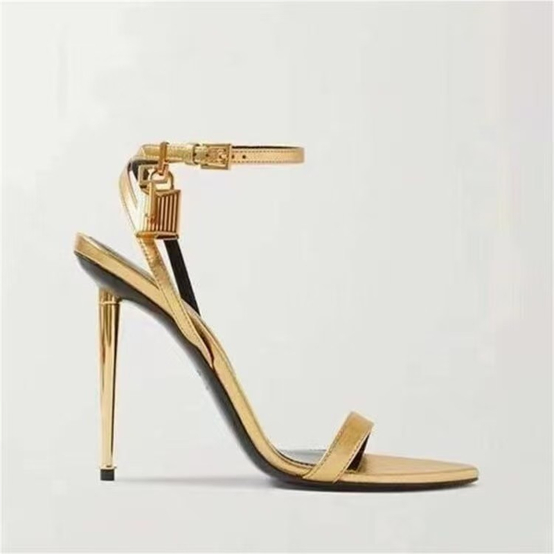 مشبك حزام بلون مفتاح قفل الديك - مراجعة Leather Work Heels وسعره