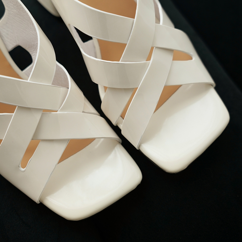 أحذية نسائية صيفية جديدة من ال - مراجعة Leather Work Heels وسعره