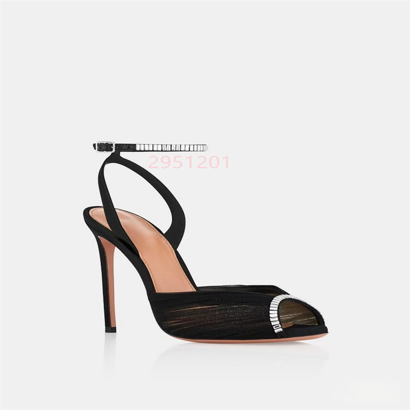 صنادل نسائية كريستال على شكل ح - مراجعة Leather Work Heels وسعره